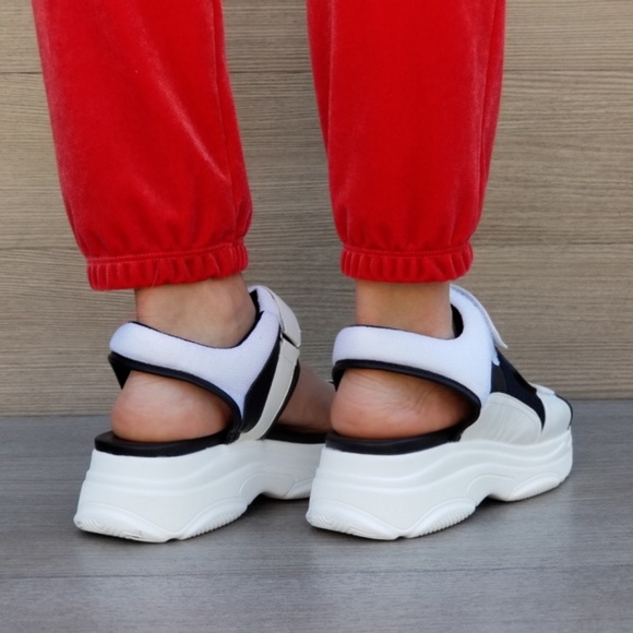 90s Chunky Platform Velcro Light Weight Sandal - Picture 5 of 6